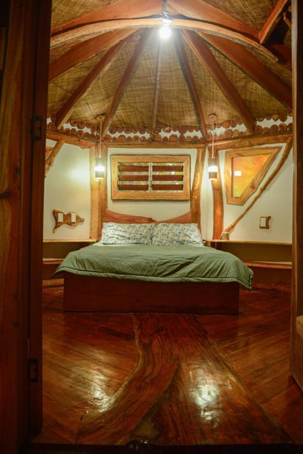 Tukulolo Treehouses Makaunga Ngoại thất bức ảnh